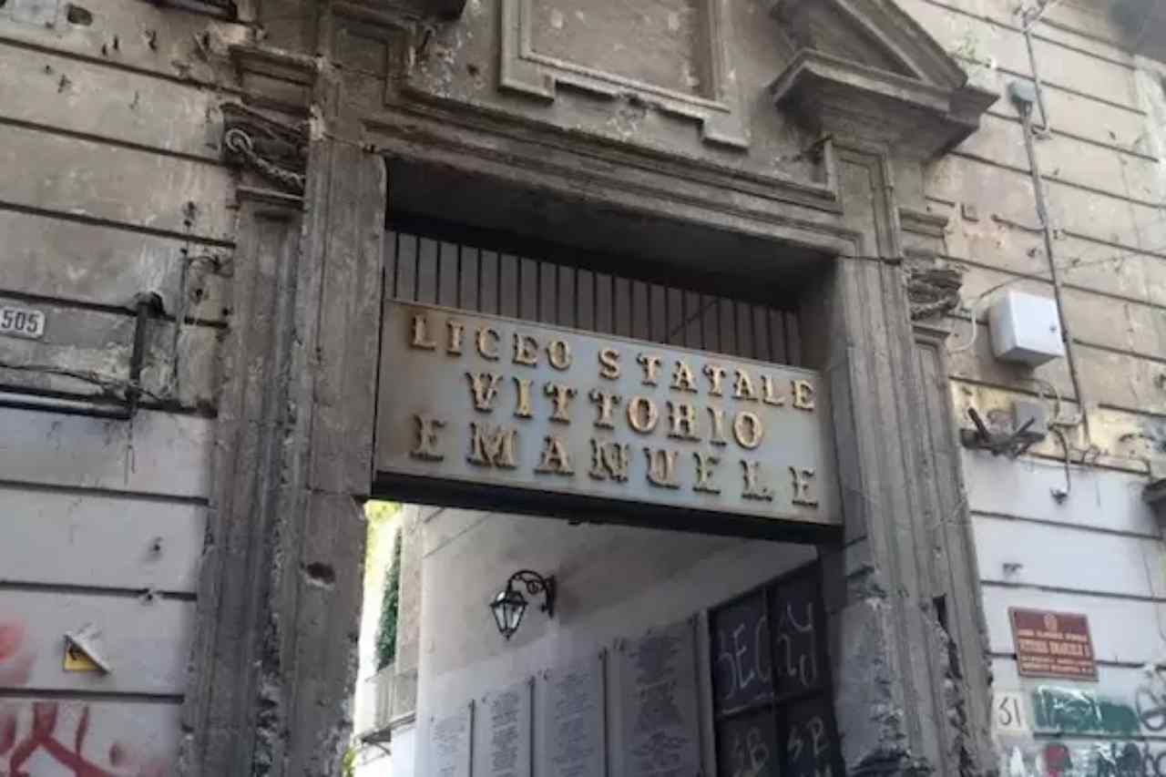 Covid Liceo Vittorio Emanuele