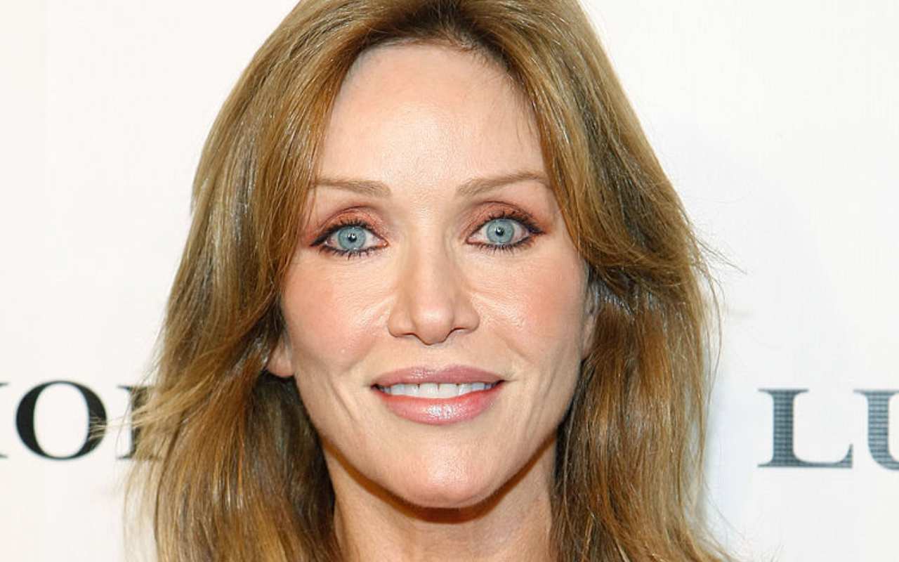 Tanya Roberts