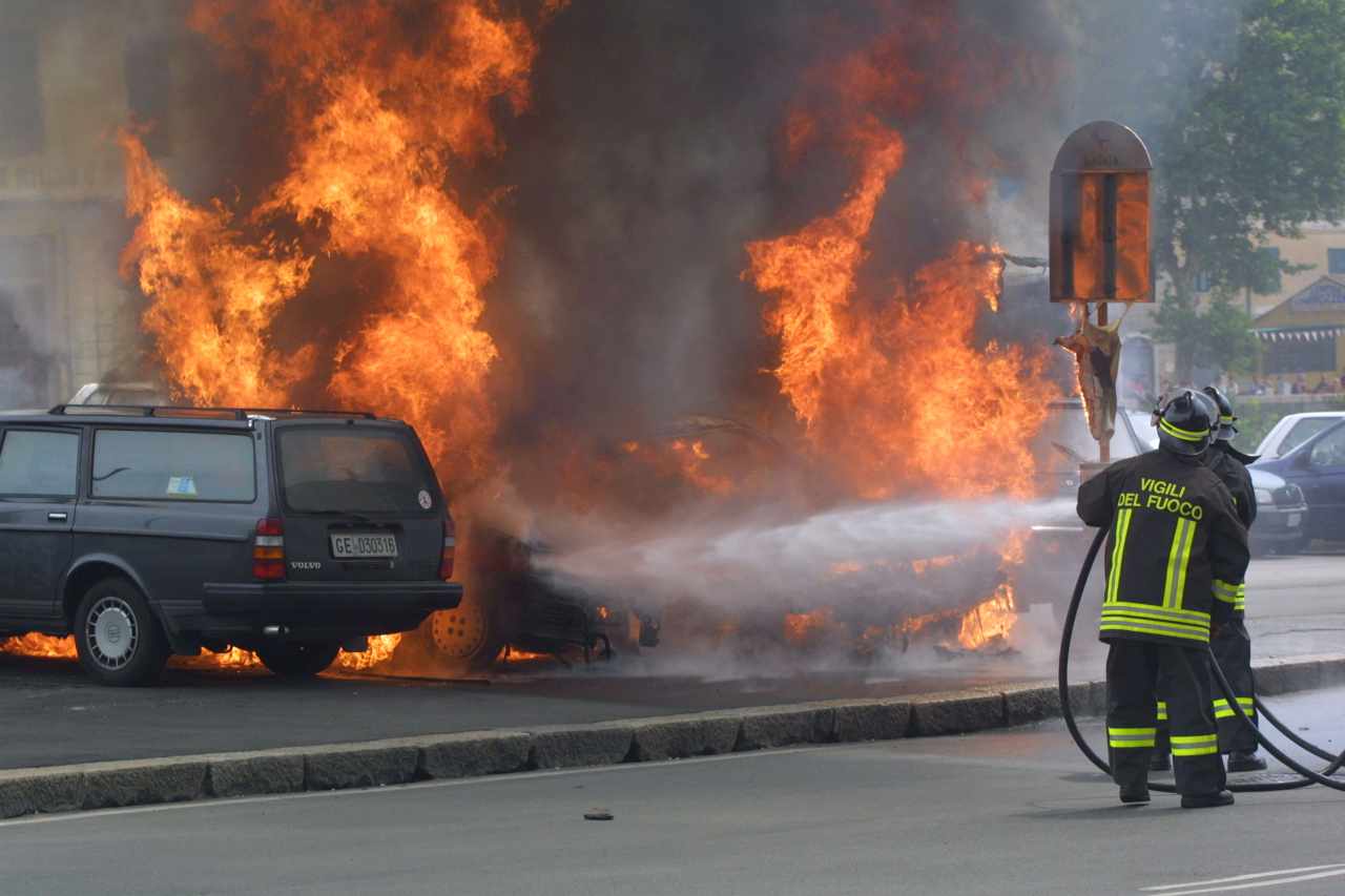 Caserta incendio