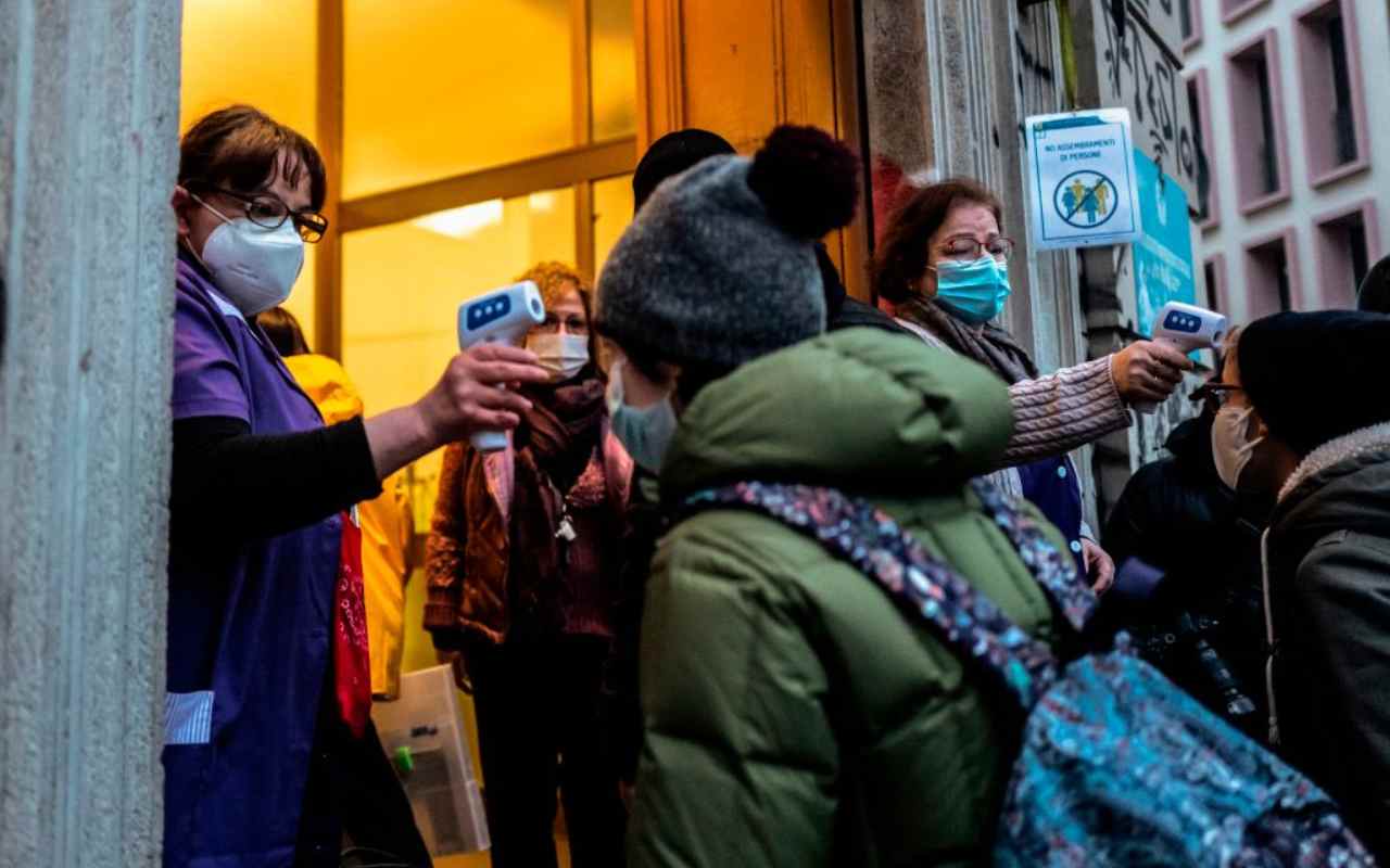 scuola protesta Napoli