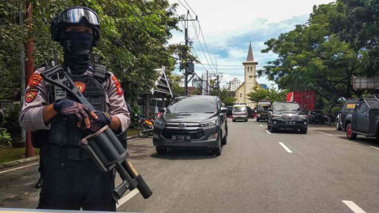 attentato indonesia