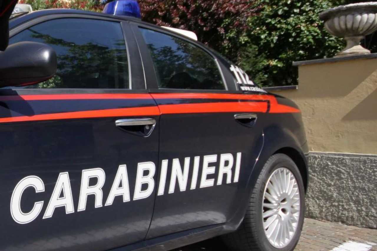 napoli carabinieri