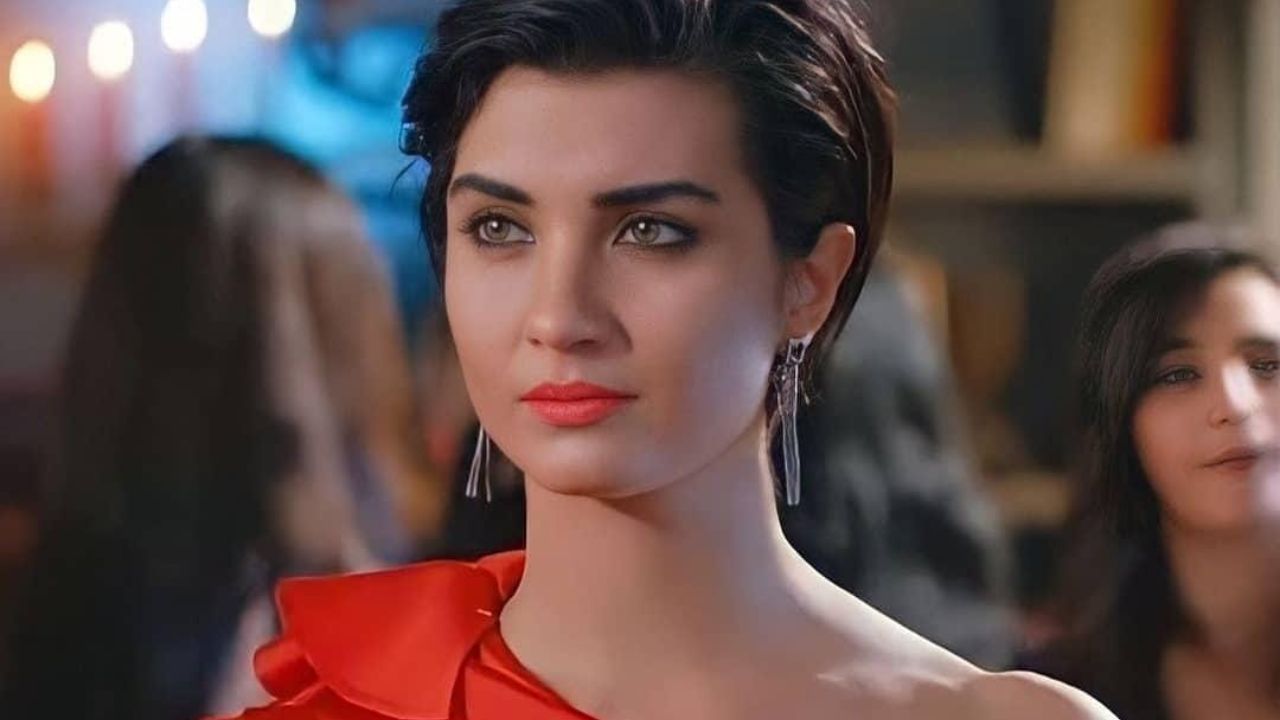 Tuba Buyukustun