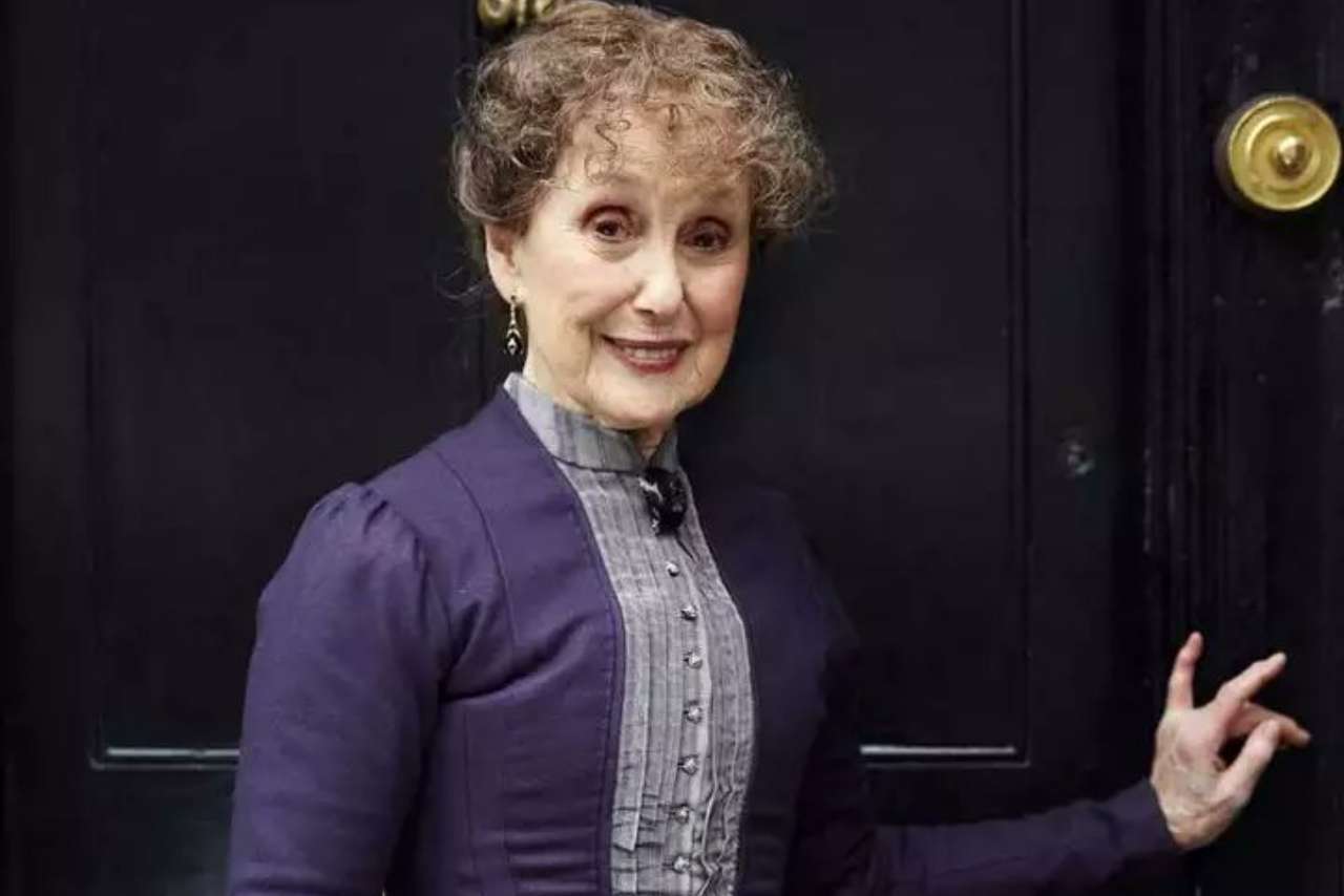 Una Stubbs