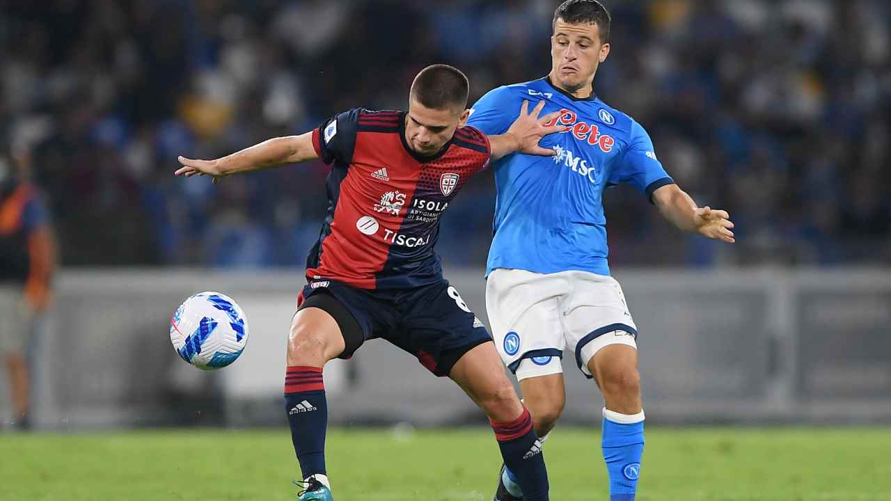 cagliari napoli streaming