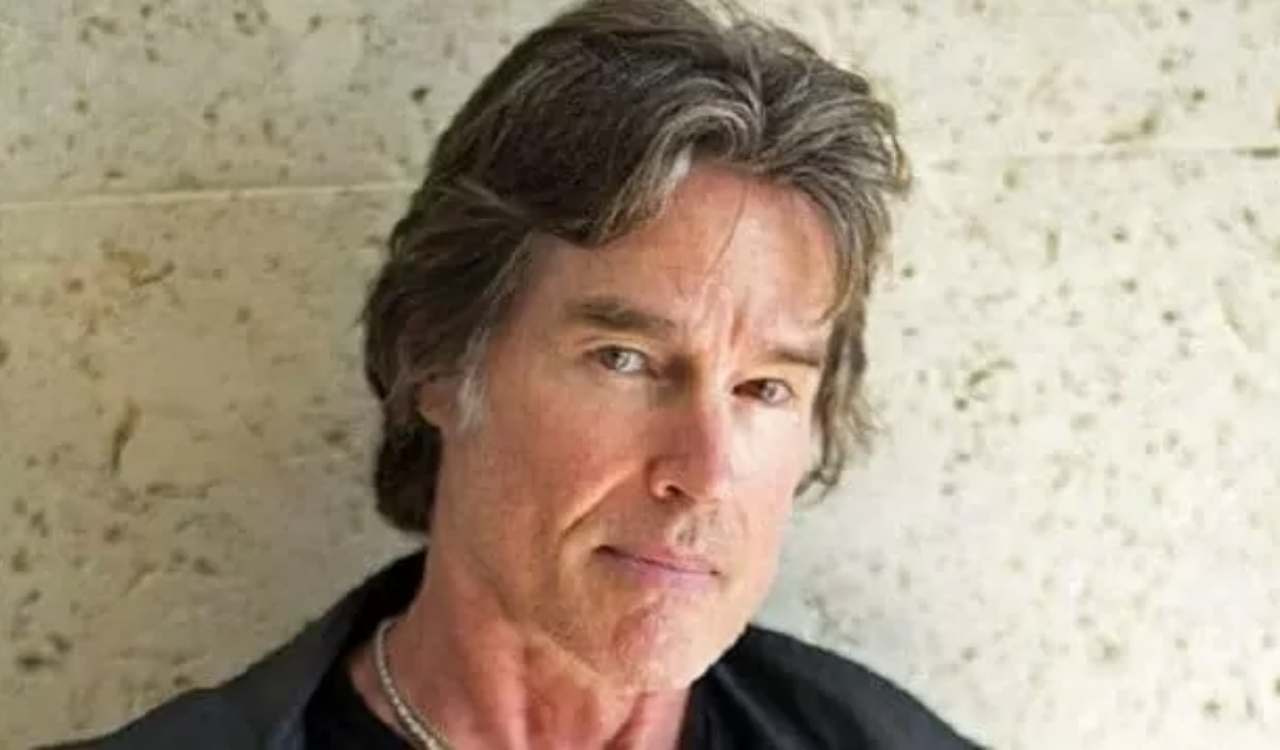 Ron Moss 