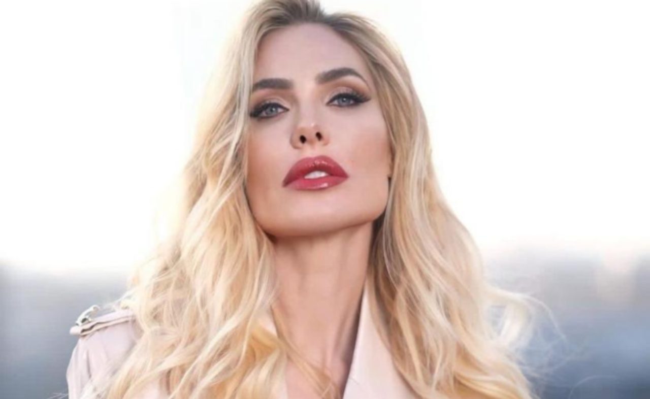 Ilary Blasi critiche (instagram)