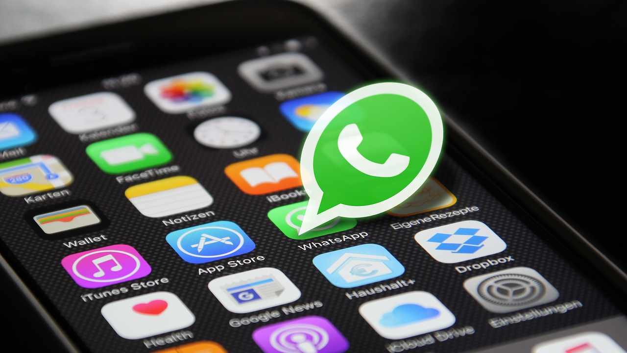 Whatsapp Logo Smartphone 05-08-2022 Vesuvius