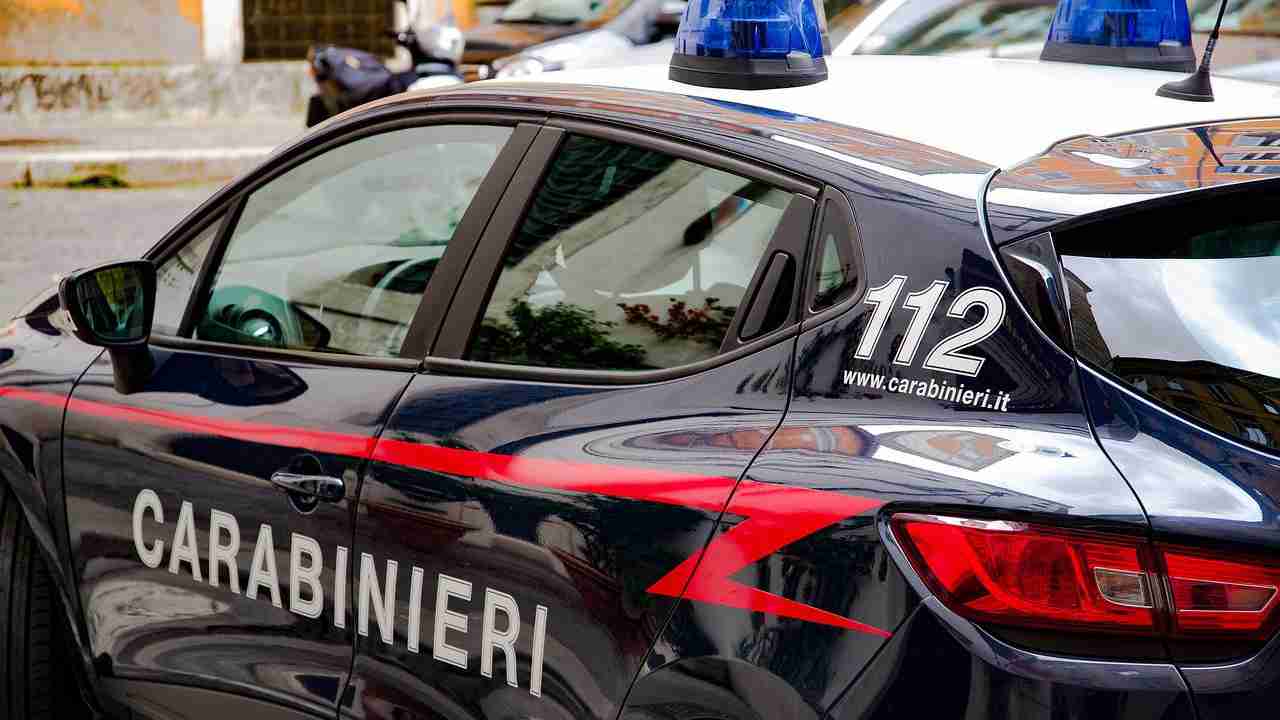 Carabinieri Napoli Portici 08-09-2022 Vesuvius