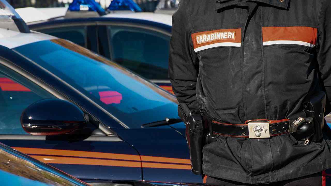 Carabinieri aggressione Napoli 12-09-2022 Vesuvius