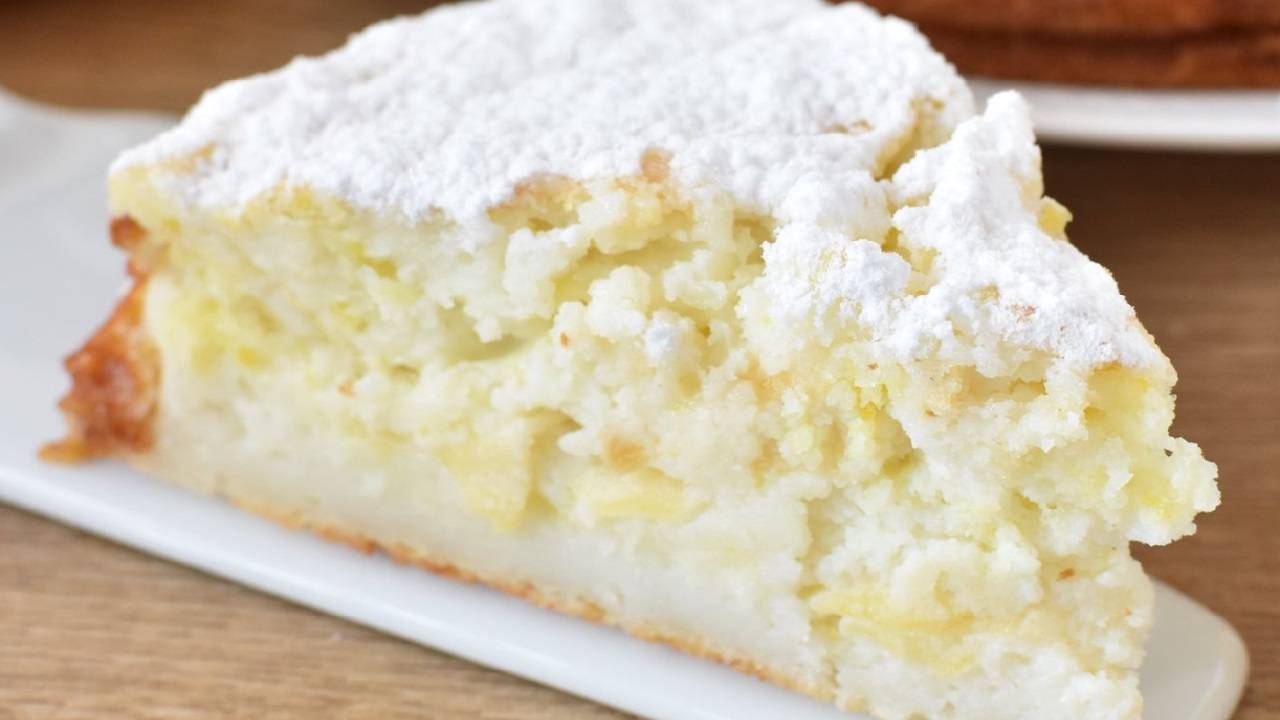 Torta di mele senza farina cremosa