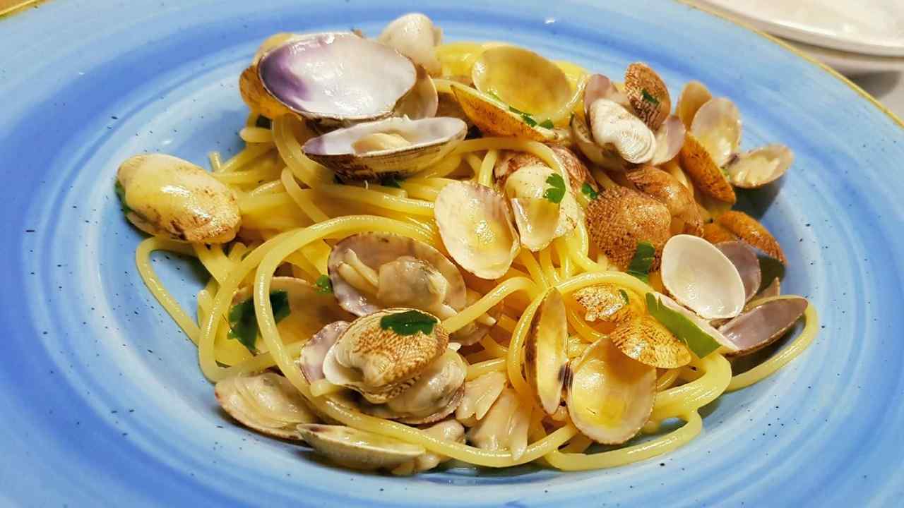 Spaghetti alle vongole veraci